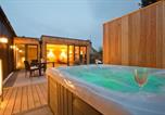Location vacances Ballater - The Invergarry - Royal Deeside Luxury 5 star Couples Retreat with Hot Tub, Aboyne-1