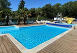Camping avec Ambiance club Arzon - Camping l'Hermitage-1