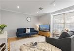 Location vacances Glenelg - Beachside House with Garage and Outdoor Space-1