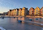 Location vacances  Gare de Greifswald - Seglerblick-1