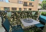 Location vacances Antibes - Charmant studio pour deux avec balcon à Antibes-1
