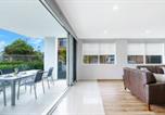 Location vacances Magenta - Blue Bay Luxe 3br Coastal Retreat W Ocean Glimpses-3