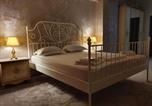 Location vacances  Musee du Village Bucarest - Studio Rendez-vous Alba Iulia-1