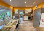 Location vacances Bad Elster - Neu Ferienwohnung Kriesten-2
