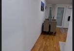 Location vacances  Donji Petrovci - Stan na dan Lux Stara Pazova-1