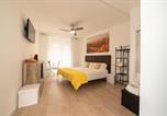 Location vacances Logroño - Hostal Puente de Hierro-1