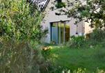 Location vacances Plougasnou - Wooden Cabin Facing The Sea-1