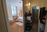 Location vacances Aix-les-Bains - Studio avec kitchenette séparée à Aix-les-Bains - Fr-1-555-105-4