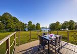 Location vacances Walcourt - Lakeside Stay with Sauna-4