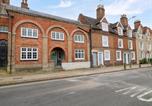 Location vacances Ashbourne - Liberty House-1