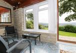 Location vacances  Gare d'Halifax - Upper Highlees Farm-1