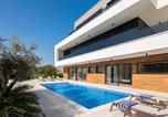 Location vacances Vodnjan - Vivi Rent - Villa Old Olive V-3