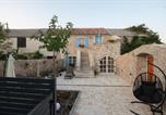 Location vacances Vir - Holiday house with a parking space Vir - 23510-1