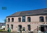 Hôtel Mayenne - Logis Hôtel-restaurant Le Grand Cerf-1