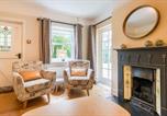 Location vacances Catfield - Dog friendly cottage on the edge of the Norfolk Broads-2