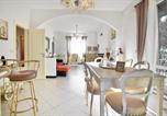 Location vacances Camaiore - 2 Bedroom Amazing Apartment In Capezzano Pianore-4