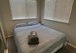 Location vacances Busselton - Budgie Smuggler - Cabin 96 Geographe Bay Holiday Park-4