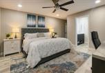 Location vacances Needles - 18x60 Boat Pad Game Room-Lake View Villa-Hot Tub-4