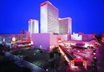 Hôtel Sparks - Harrahs Hotel Reno-1