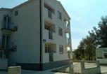 Location vacances Starigrad - Apartments Begonia-1