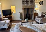 Location vacances Belper - Coupling Cottage-2
