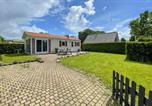 Location vacances Terschelling - Stunning Home In Tzummarum With Kitchen-1
