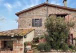Location vacances Allerona - 3 Bedroom Stunning Apartment In Ficulle-1