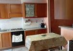 Location vacances  Ville métropolitaine de Turin - Accomodation with two beds in the historic center of Cirie-2