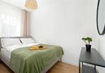 Location vacances Poznań - Jasny Apartament z Parkingiem w Centrum Poznania by Noclegi Renters-2