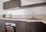 Location vacances  Monte San Giorgio - Modern Flat 2 near the Swiss Border in Viggi-4