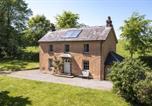 Location vacances Carew - Creek Cottage - unique dog friendly cottage in beautiful woodlands-1