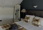 Location vacances Tondu - The Golden Mile Country Inn-1