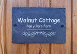 Location vacances Mold - Walnut Cottage-3
