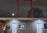Hôtel Alsip - Rainbow Motel-1