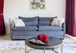 Location vacances Jérusalem - Cosy Studio in Mamilla, free parking up to 5 ppl-2
