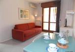 Location vacances  Province de Gorizia - Peaceful retreat for four guests with city view-4