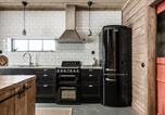 Location vacances Ostersund - Luxurious cottage with sauna overlooking mountains-3