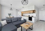 Location vacances Kazimierz Dolny - Przestronny Apartament z Klimatyzacją, Balkonem i Parkingiem by Noclegi Renters-1