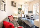 Location vacances  Le Bairro Alto - Boutique Apartment with Balcony in Bairro Alto-1