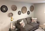 Location vacances Calgary - Modern 2br Suite Private Entry Parking Laundry-1