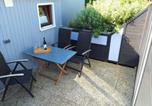 Location vacances  Gare de Greifswald - Ferienhaus Ostwaldt - zwischen Stralsund und Greifswald-2