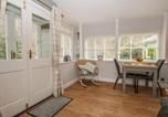 Location vacances Arnside - Woodland Lodge-3