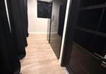 Hôtel Burbank - 91204 Rentalz-4