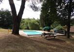 Location vacances  Haute-Vienne - Grande maison de vacances avec piscine à Razès 190 m²-1
