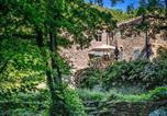 Location vacances Loro Ciuffenna - 1800s Stone House With Hot Tub And River Access-4