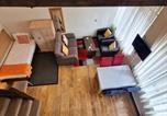 Location vacances Norwich - Quiet courtyard Lodge6, outside seating & parking-2