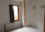 Location vacances Besse-et-Saint-Anastaise - Appartement spacieux à Super Besse avec piscine et parking - Fr-1-814-146-3
