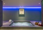 Location vacances Ortisei - St. Ulrich - Modern Chatele Nadia with Private Pool in Alto Adige-4