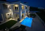 Location vacances Pag - Apartments with a swimming pool Pag - 24360-1