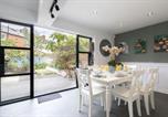 Location vacances Cheltenham - Bloomsbury House - A Beautiful Two Bedroom Home-2